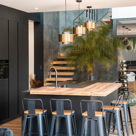 Signature Luxury & Bali-stone Pool Villa