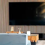 Signature Luxury & Exclusive Seaside Getaway *