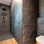 Signature Luxury & Exclusive Seaside Getaway