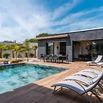 别墅 Signature Luxury & Exclusive Seaside Getaway