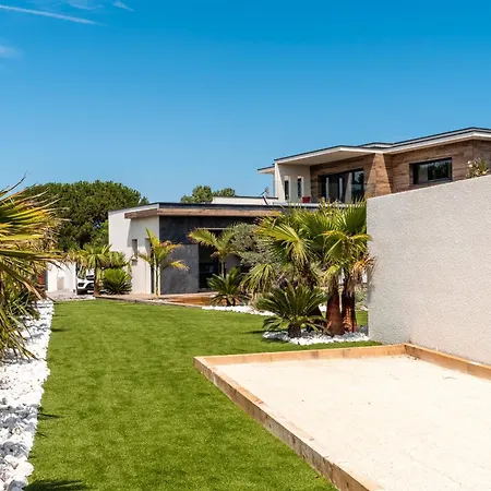 Signature Lujo Y Piscina De Bali Villa *